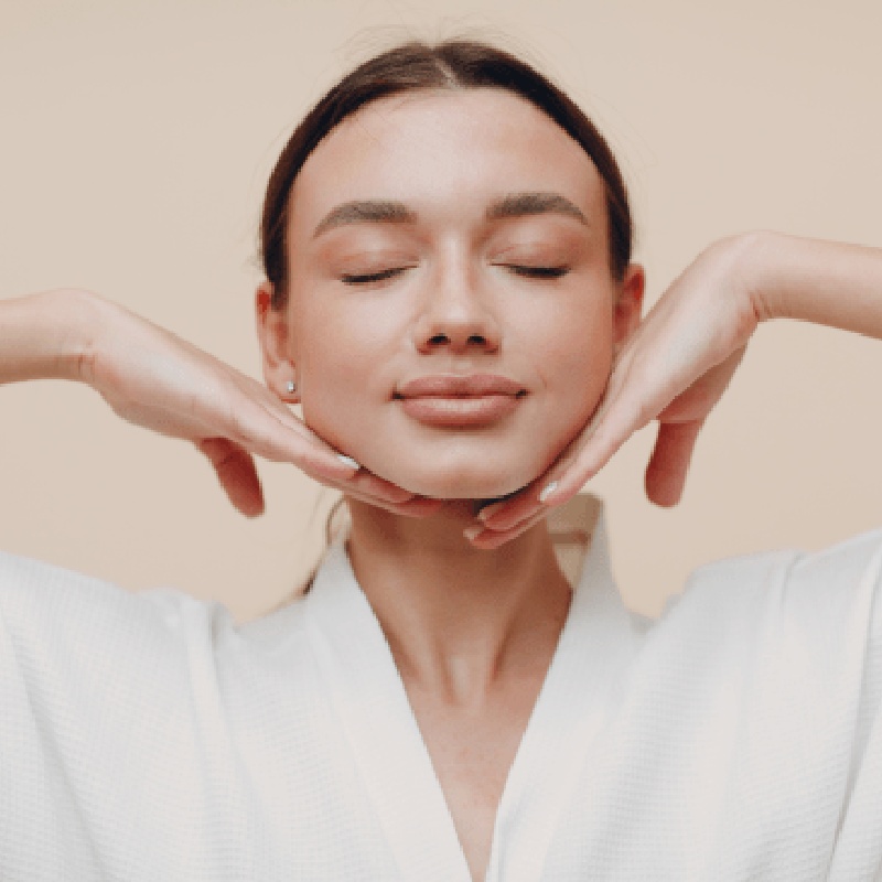 rejuvenecimiento-facial-como-la-radiofrecuencia-como-tendencia-en-2025